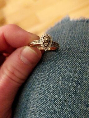 Pear-Shaped Diamond Cluster Ring in Rose Gold Tone- STS 925